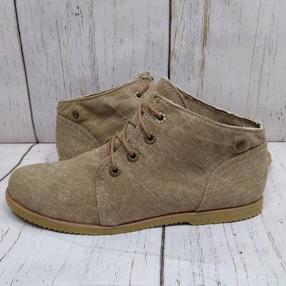 BearPaw Shoes - Bearpaw Women's Claire Desert Chukka Booties 9.5